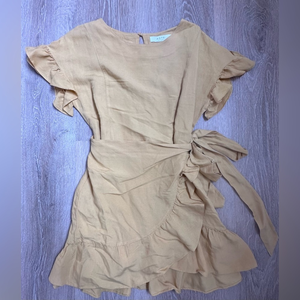 ASTR the label|Mini Ruffle Wrap Dress|Linen Blend|Mustard Yellow|SZ S - Picture 2 of 7